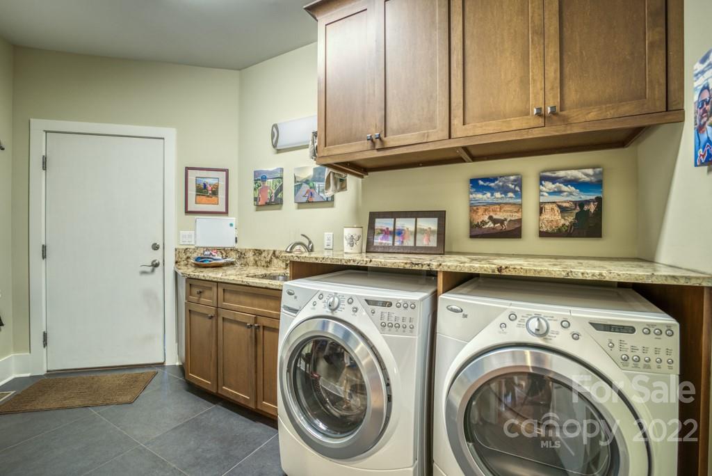 43 Wild Cherry Road Asheville NC 28804