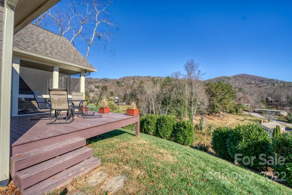 43 Wild Cherry Road Asheville NC 28804