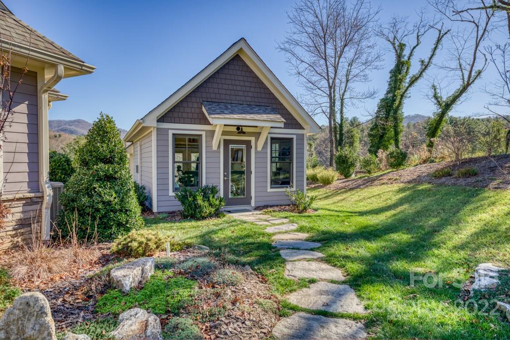 43 Wild Cherry Road Asheville NC 28804