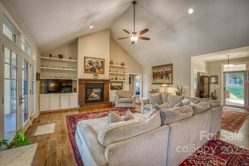 43 Wild Cherry Road Asheville NC 28804