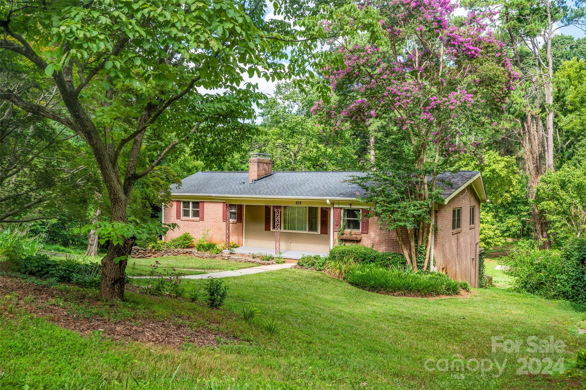619 Oakdale Drive Statesville NC 28677