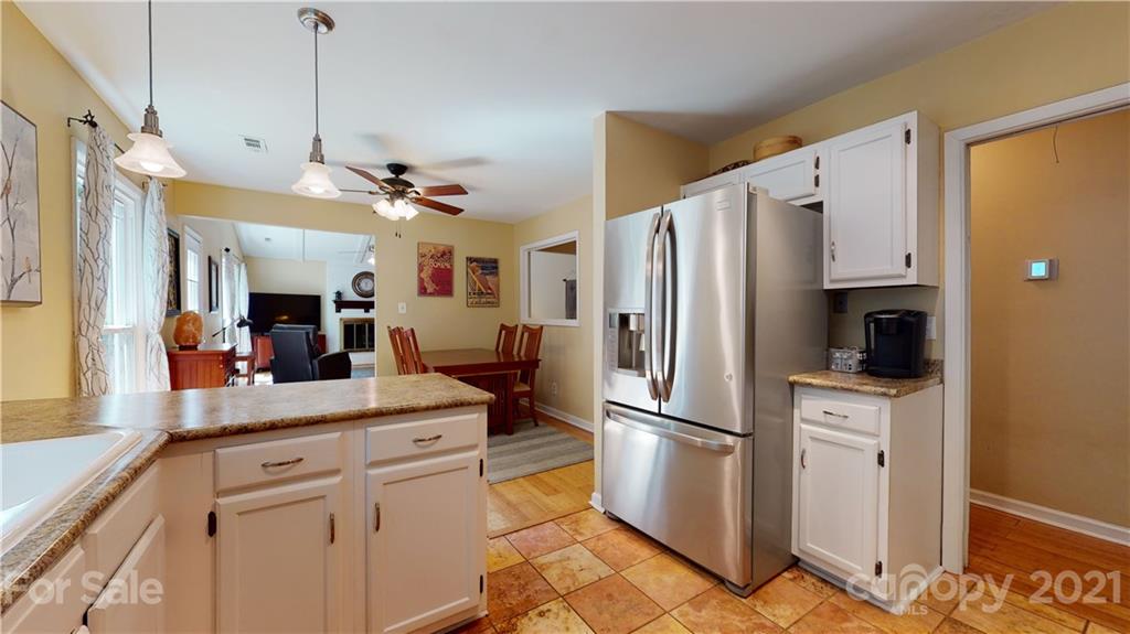 4736 Autumn Leaf Lane Charlotte NC 28277