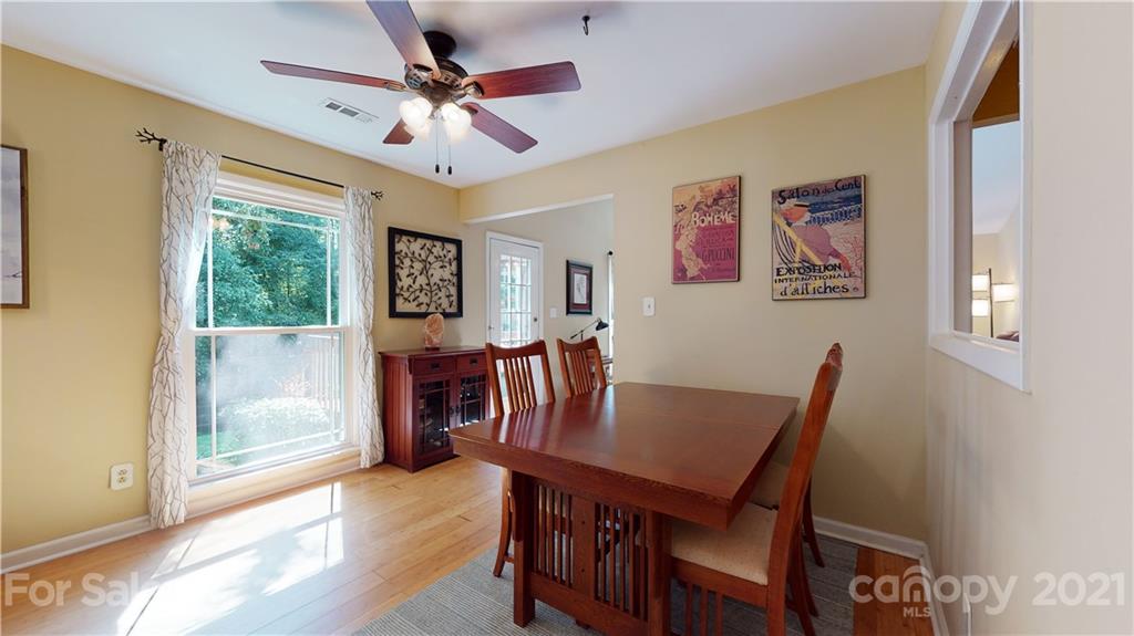 4736 Autumn Leaf Lane Charlotte NC 28277