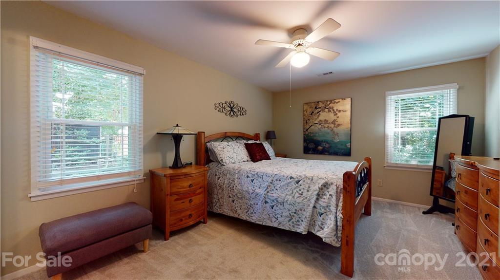 4736 Autumn Leaf Lane Charlotte NC 28277