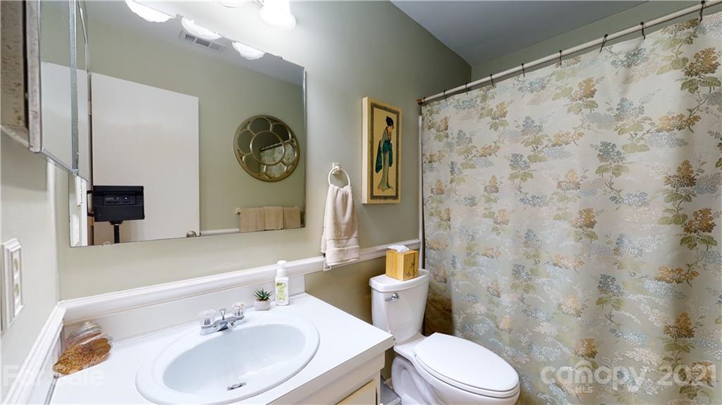 4736 Autumn Leaf Lane Charlotte NC 28277