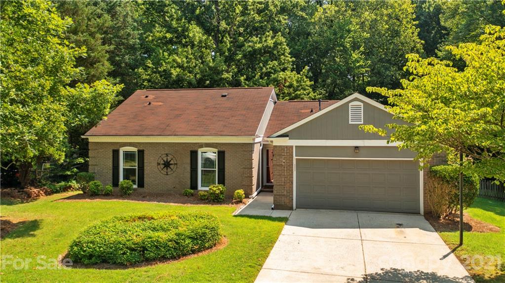 4736 Autumn Leaf Lane Charlotte NC 28277