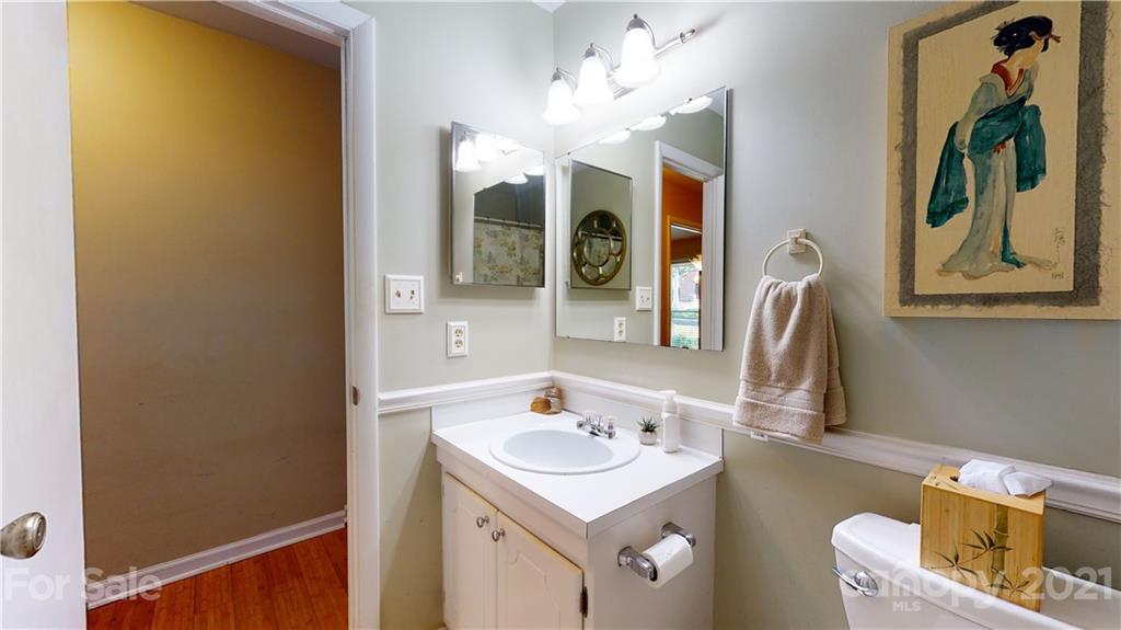 4736 Autumn Leaf Lane Charlotte NC 28277