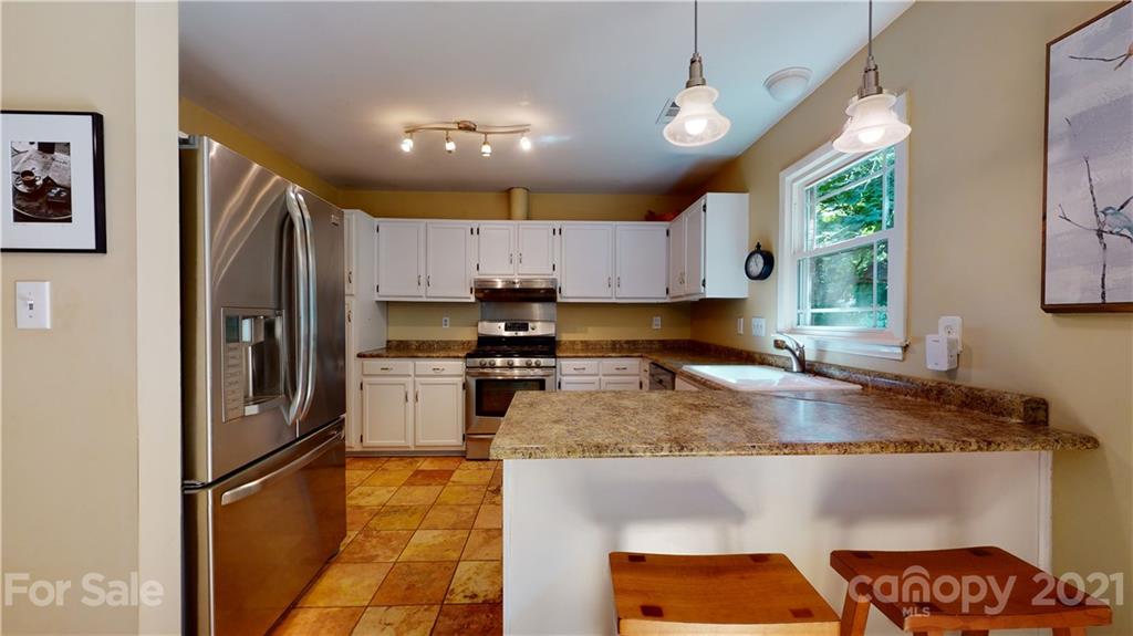 4736 Autumn Leaf Lane Charlotte NC 28277