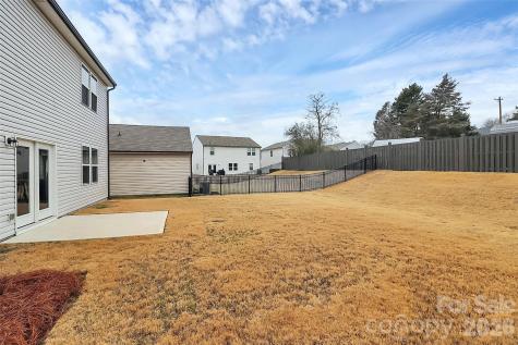 7013 Gale Force Lane Charlotte NC 28216