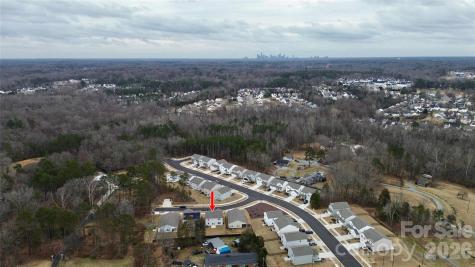 7013 Gale Force Lane Charlotte NC 28216