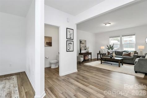 7013 Gale Force Lane Charlotte NC 28216