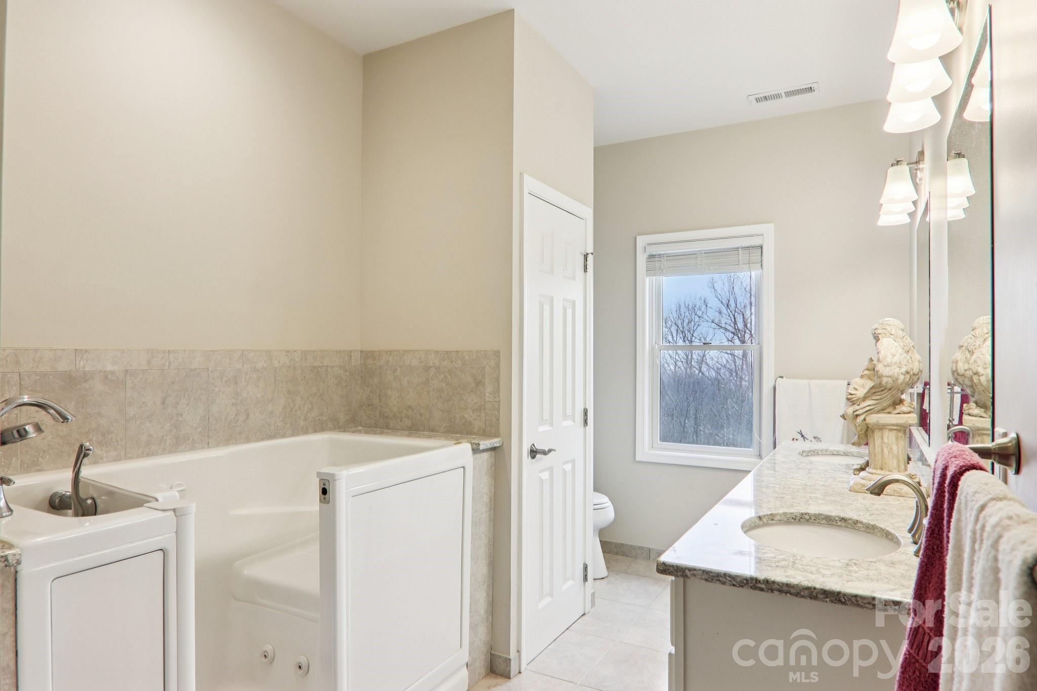 14 Chandra Lane Clyde NC 28721