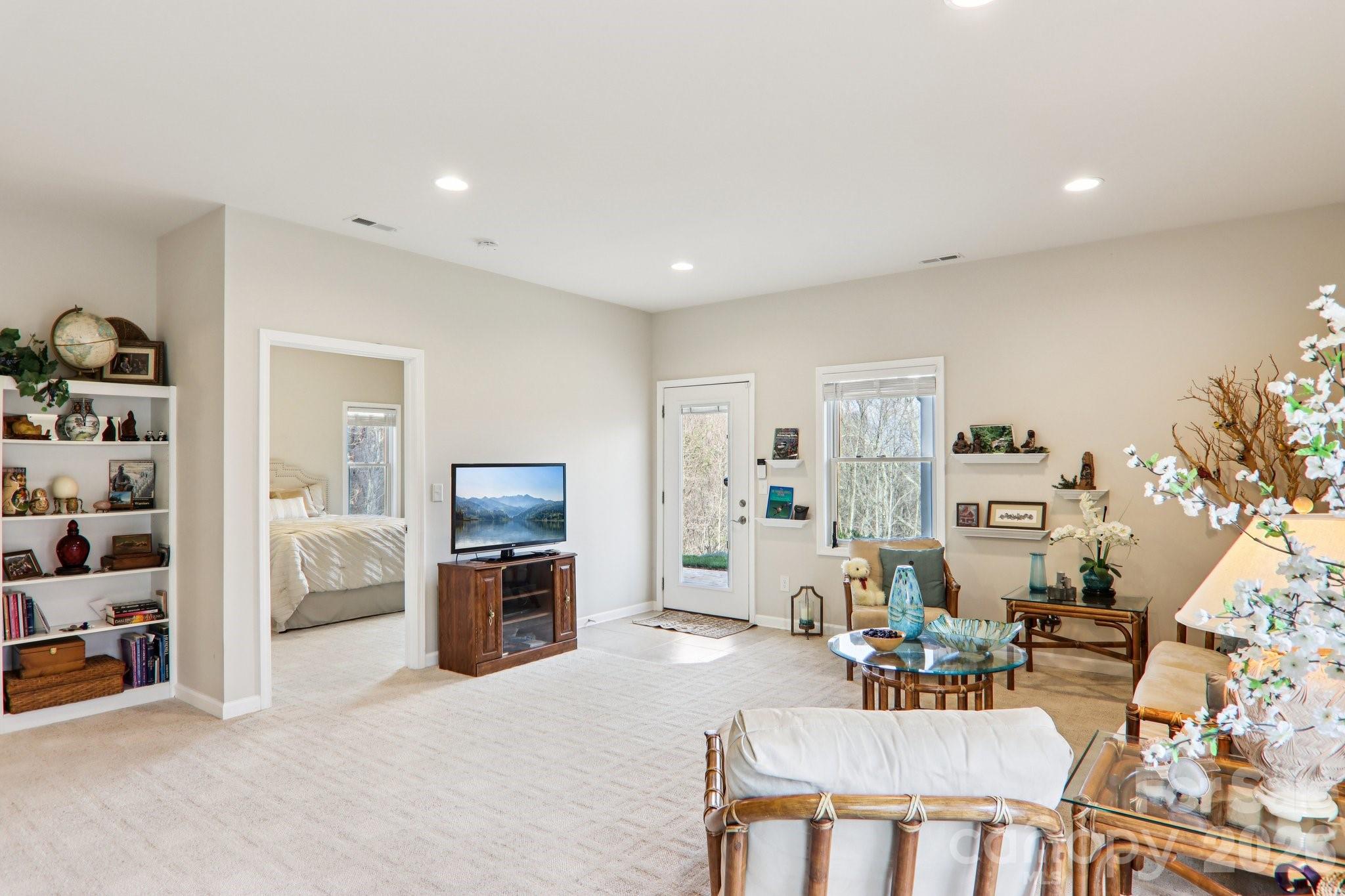 14 Chandra Lane Clyde NC 28721
