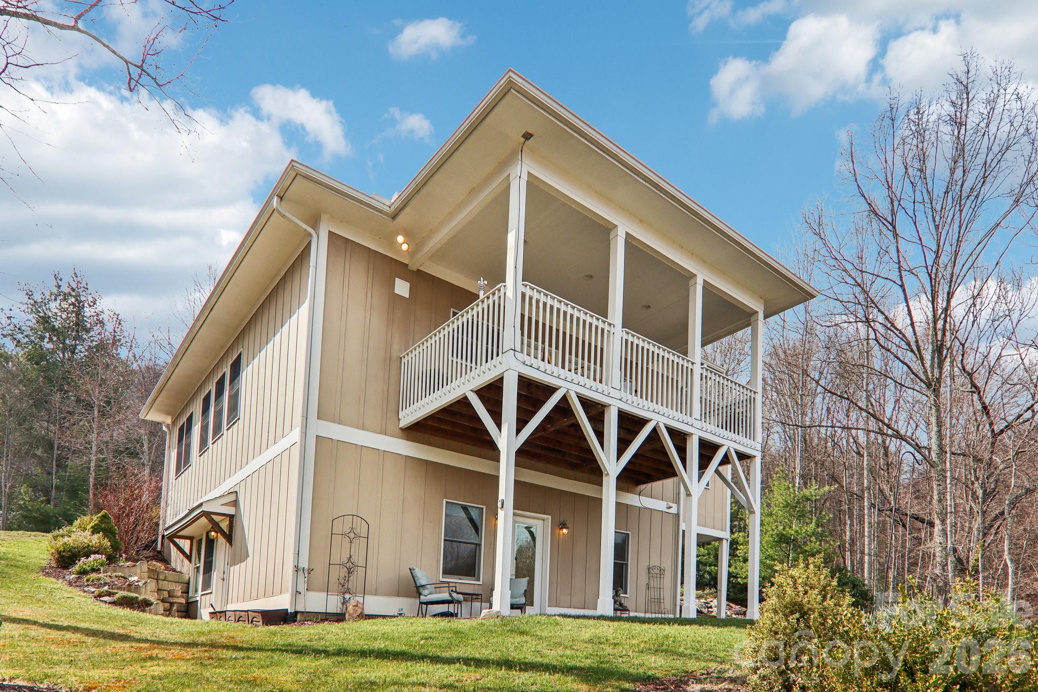 14 Chandra Lane Clyde NC 28721