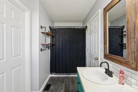 3802 Babe Lane Vale NC 28168