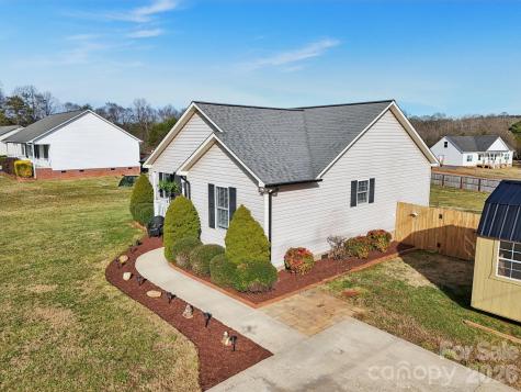 3802 Babe Lane Vale NC 28168