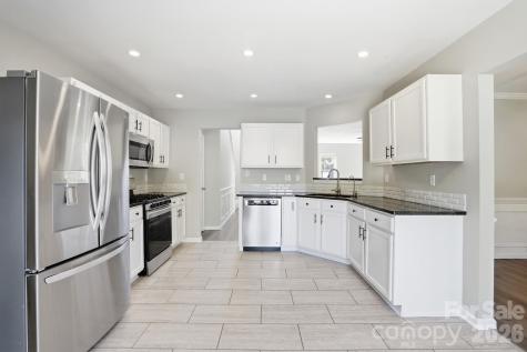 9213 Chastain Walk Drive Charlotte NC 28216