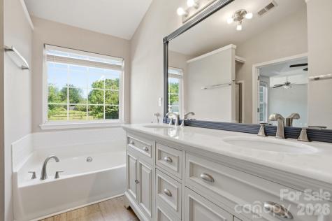 9213 Chastain Walk Drive Charlotte NC 28216
