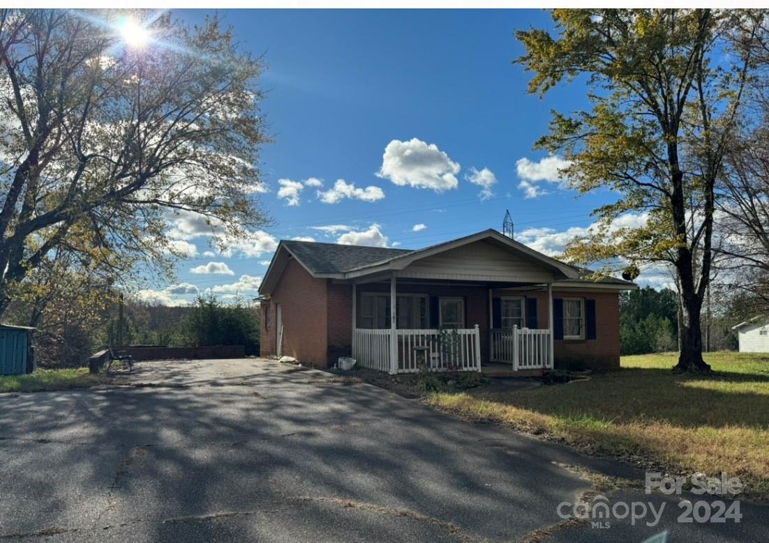 109 Avery Drive Forest City NC 28043
