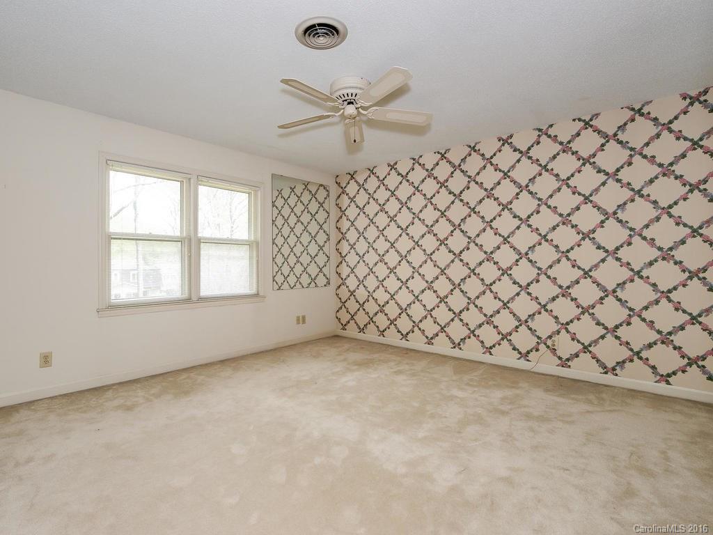 3011 Chaucer Drive Charlotte NC 28210