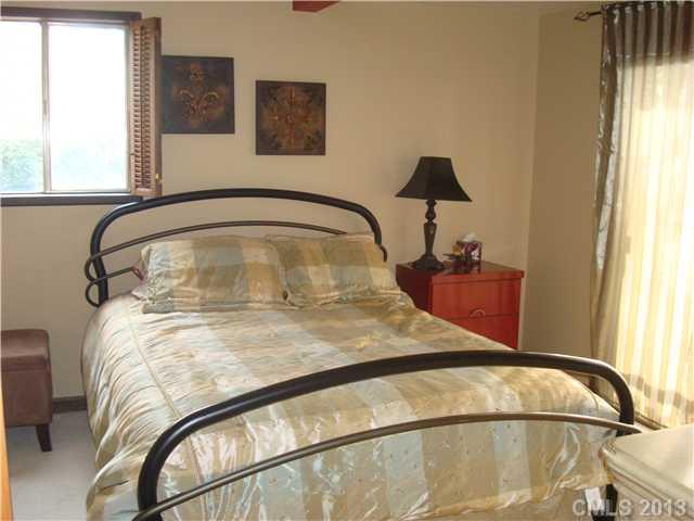 128 Courtney Lane Mooresville NC 28117