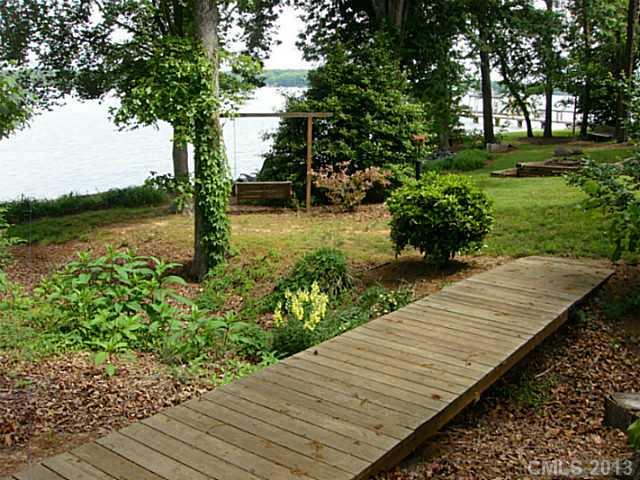 128 Courtney Lane Mooresville NC 28117
