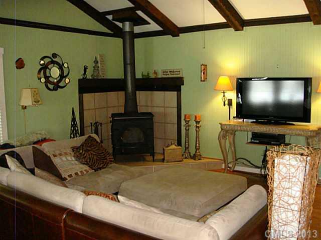 128 Courtney Lane Mooresville NC 28117