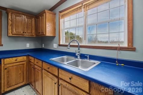 74 Chambers Road Weaverville NC 28787