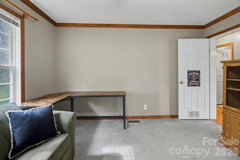 74 Chambers Road Weaverville NC 28787