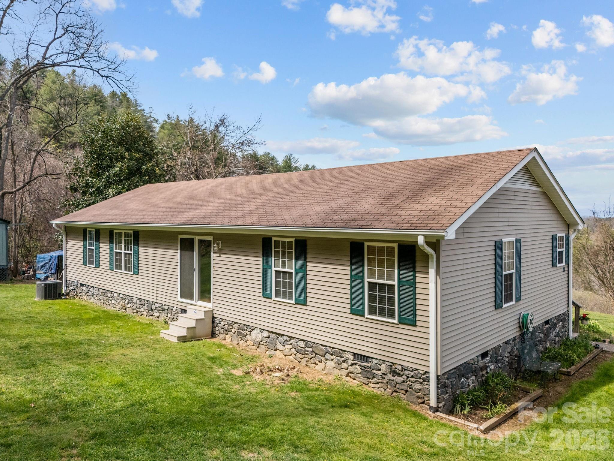 74 Chambers Road Weaverville NC 28787