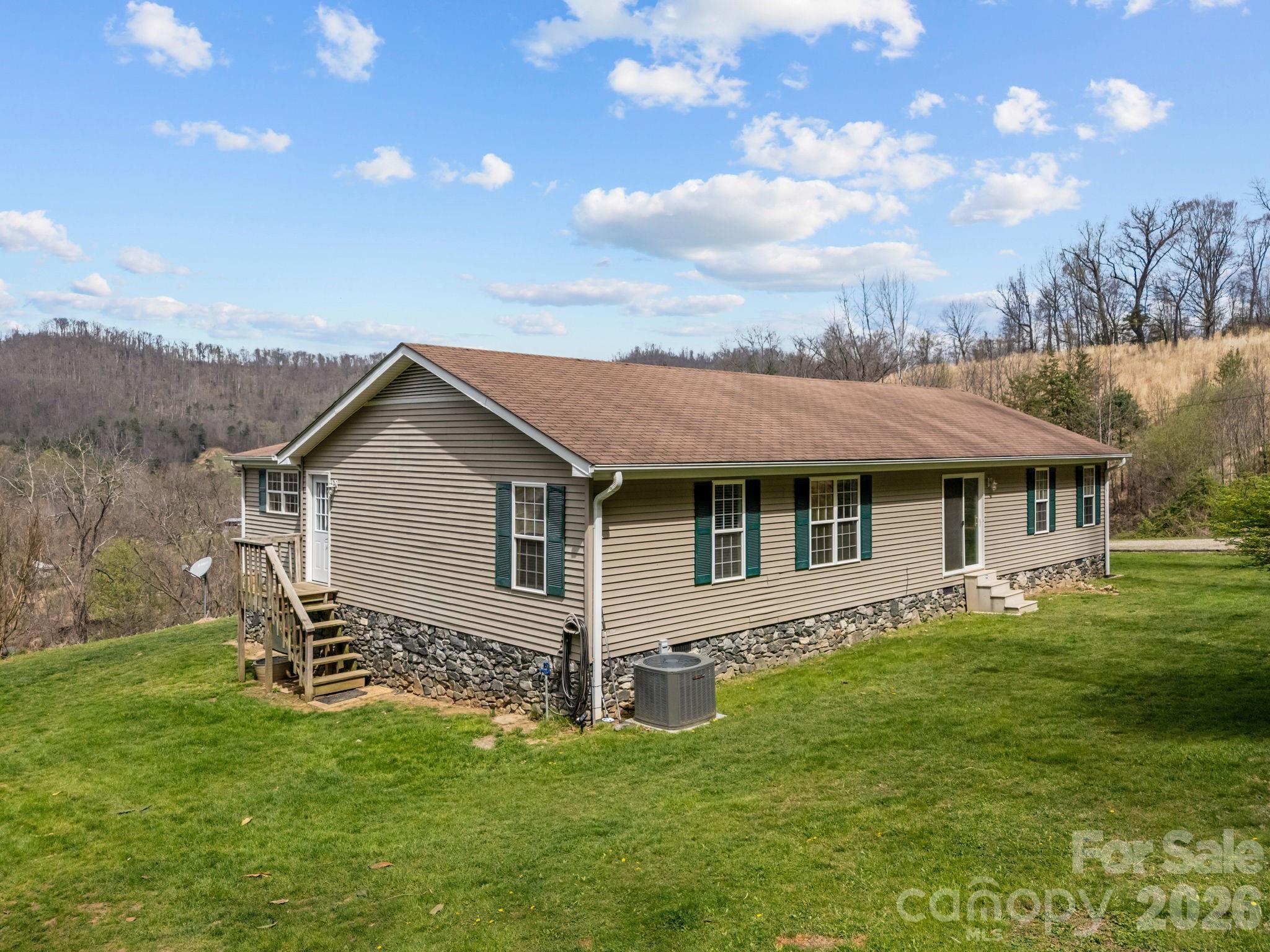 74 Chambers Road Weaverville NC 28787