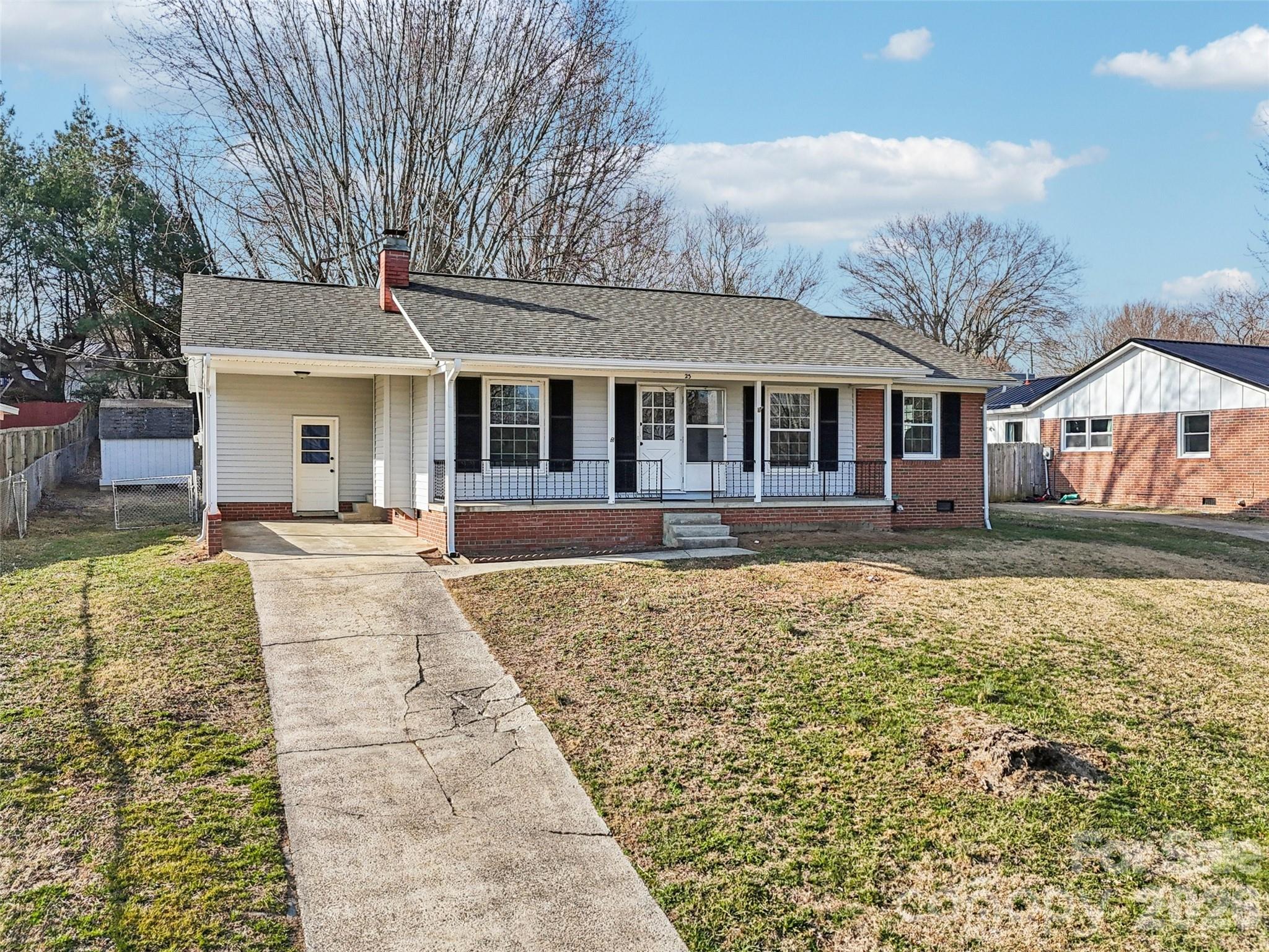 23 Starmount Drive Asheville NC 28806