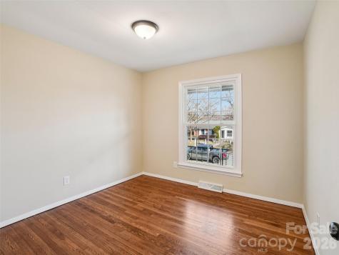 23 Starmount Drive Asheville NC 28806