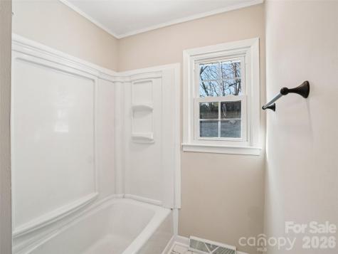 23 Starmount Drive Asheville NC 28806