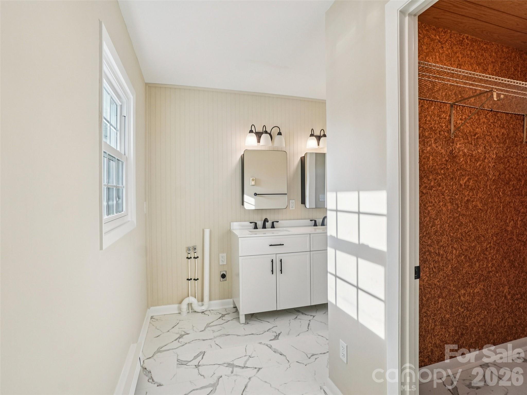 23 Starmount Drive Asheville NC 28806