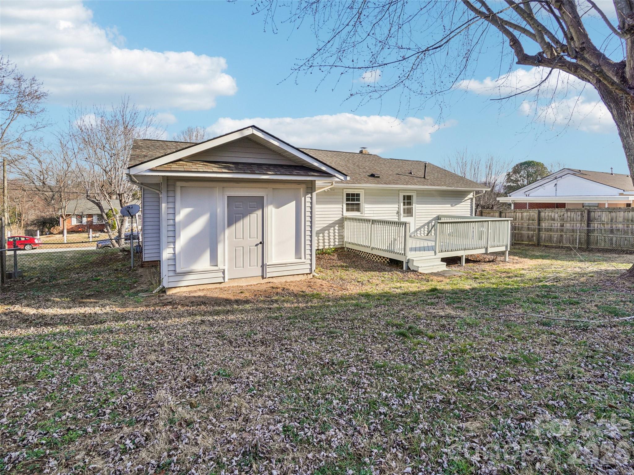 23 Starmount Drive Asheville NC 28806