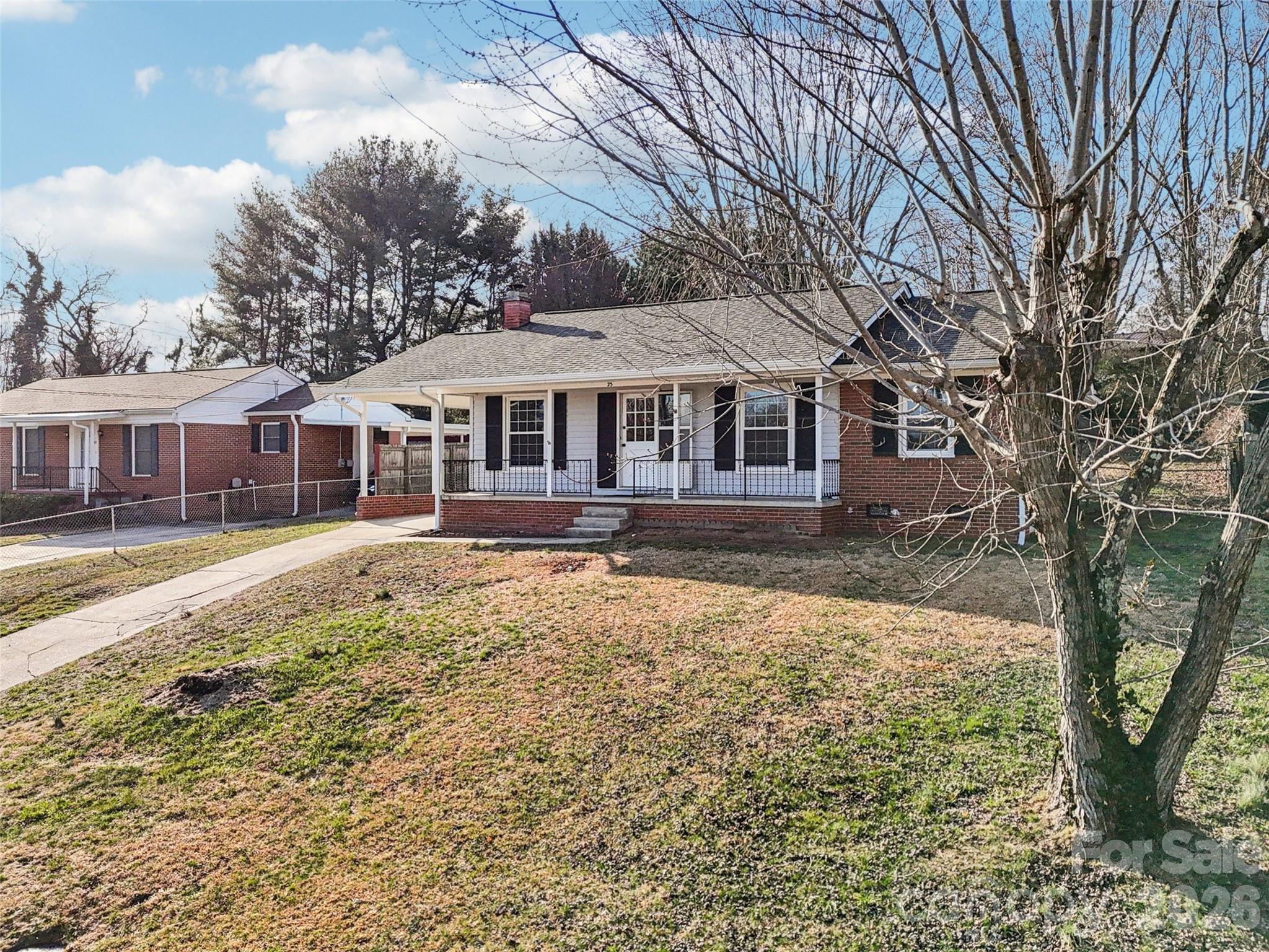 23 Starmount Drive Asheville NC 28806