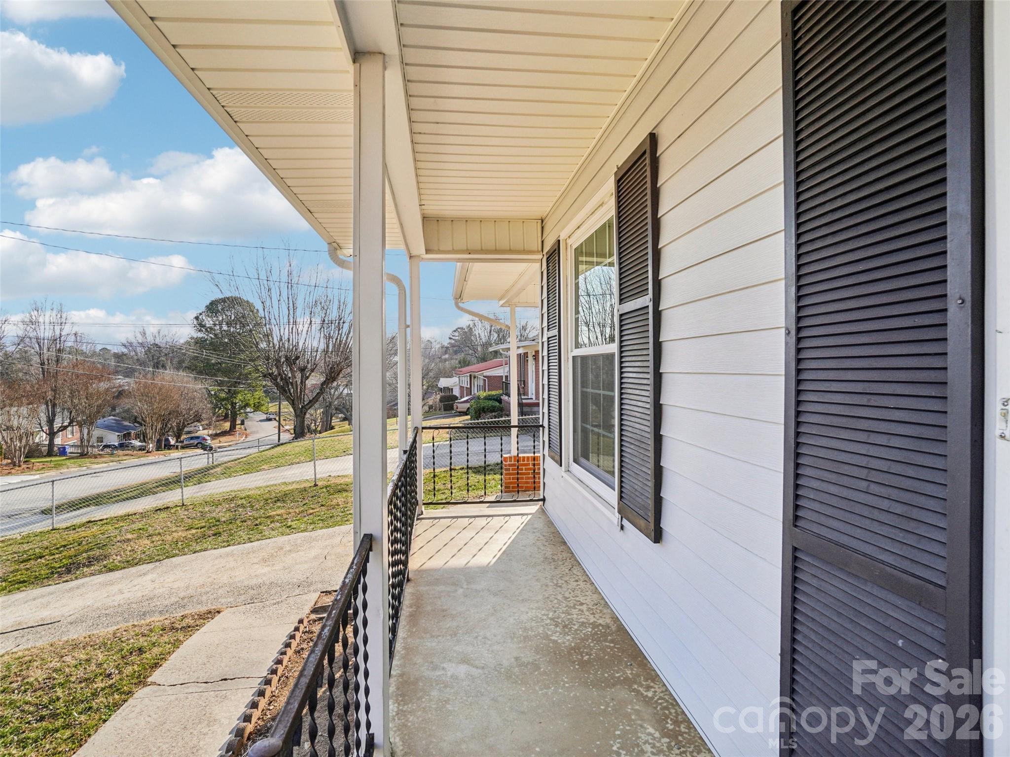 23 Starmount Drive Asheville NC 28806