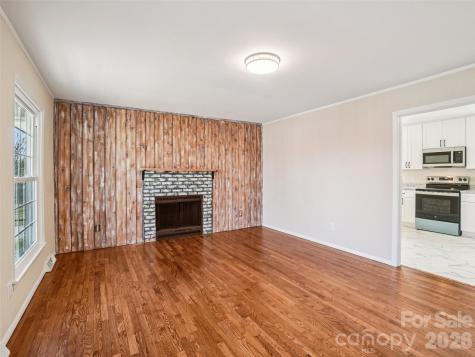 23 Starmount Drive Asheville NC 28806