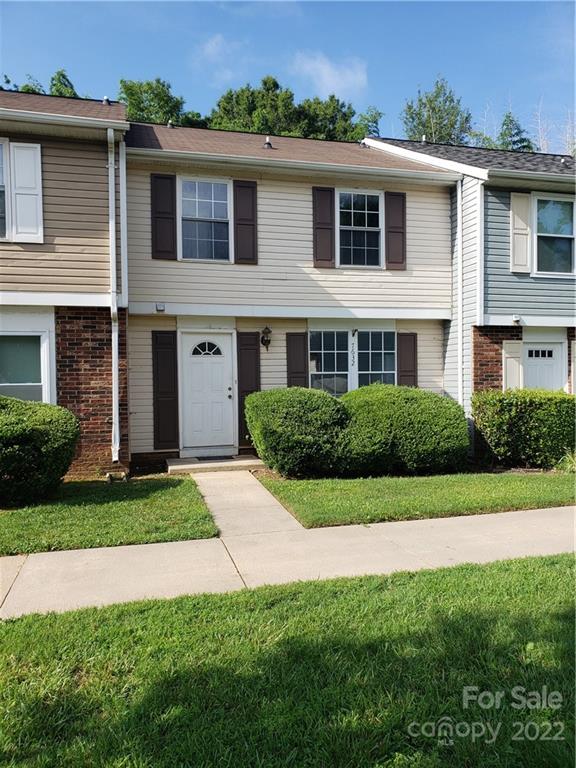 7632 Holly Grove Court Charlotte NC 28227