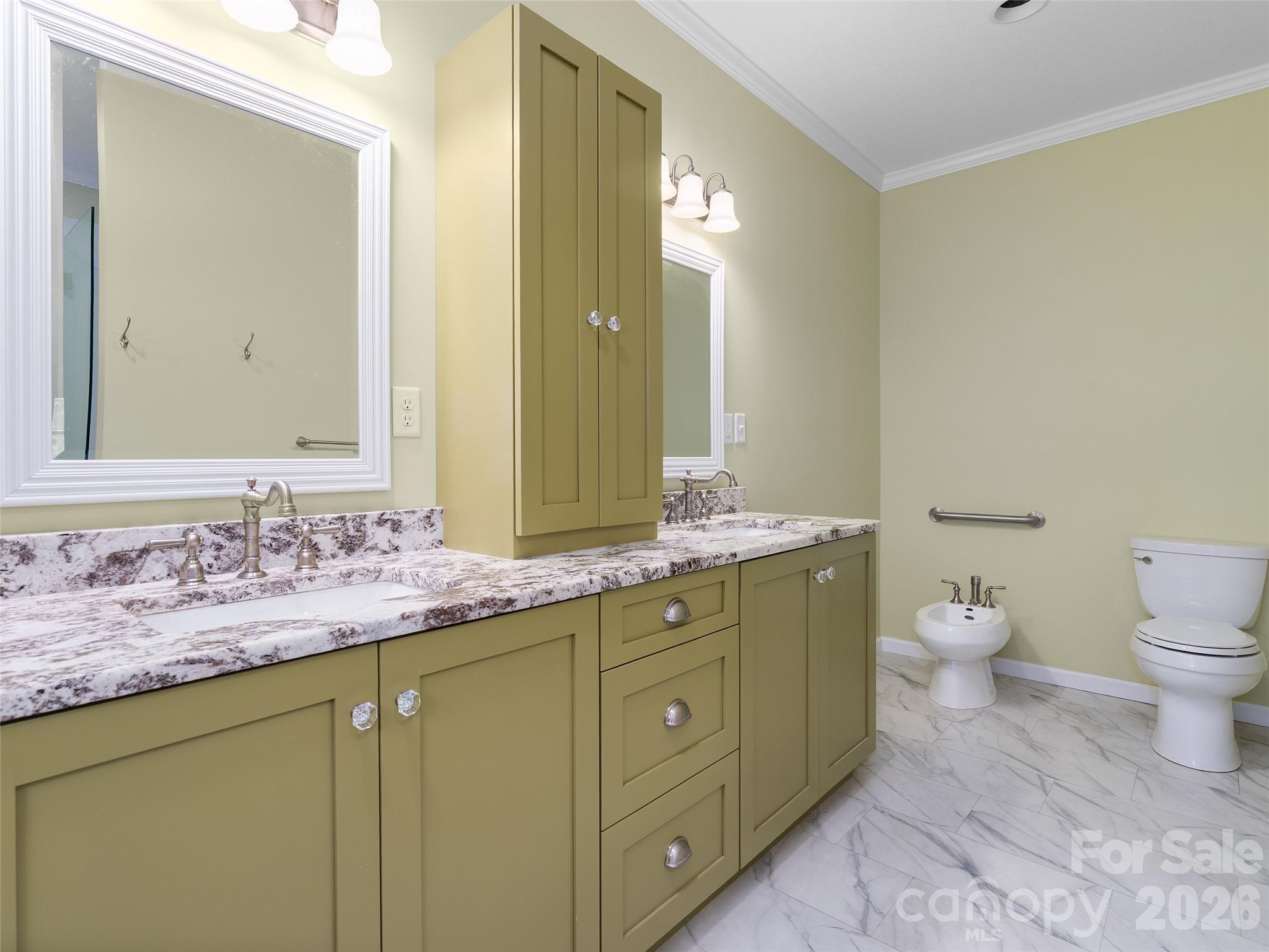 33 Freedom Drive Waynesville NC 28786