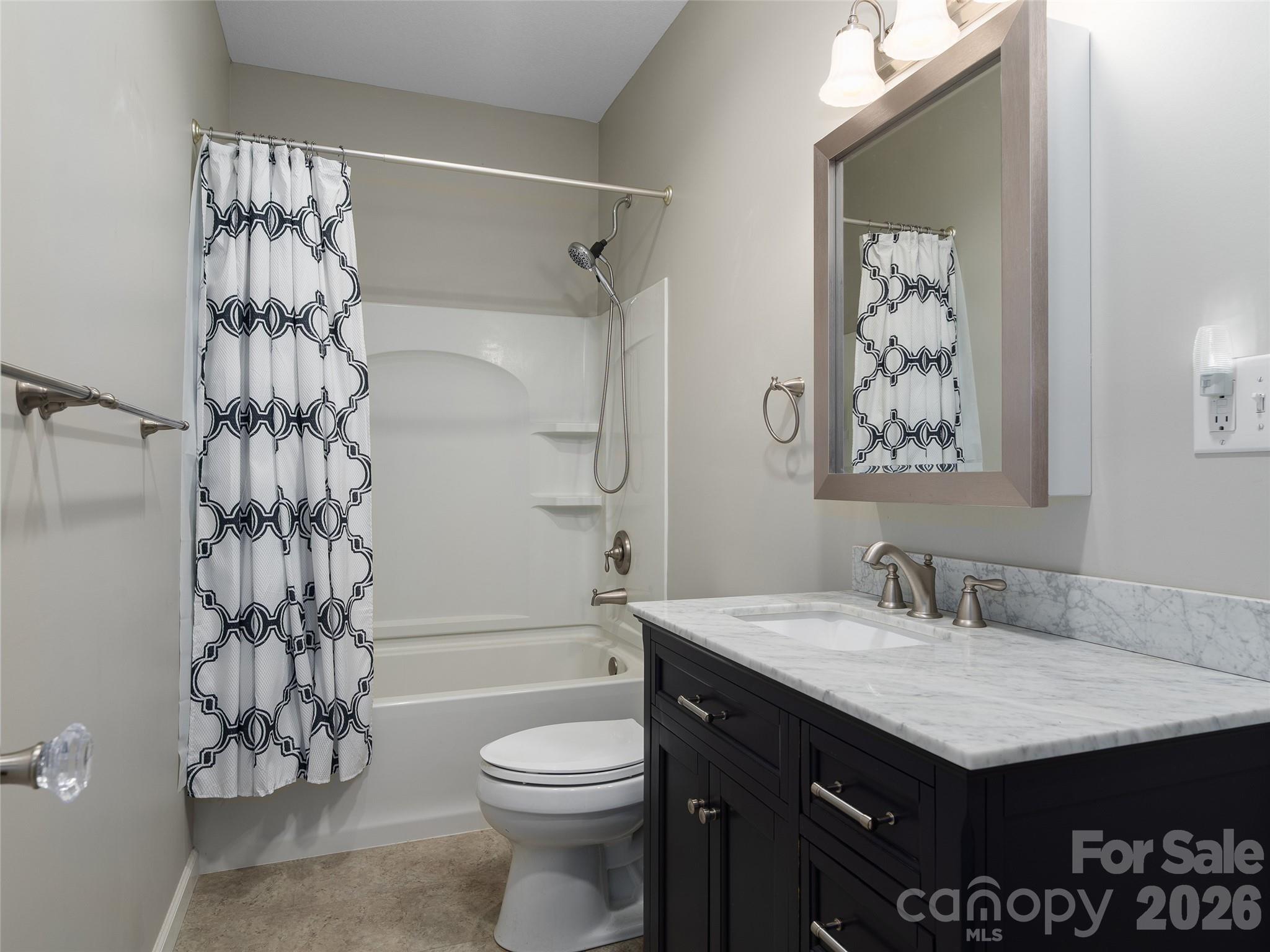 33 Freedom Drive Waynesville NC 28786