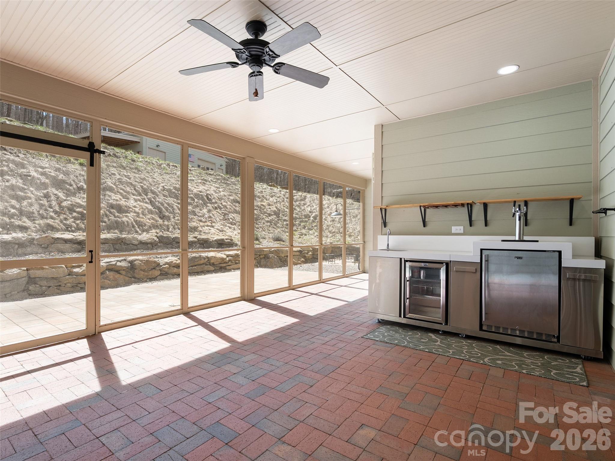 33 Freedom Drive Waynesville NC 28786