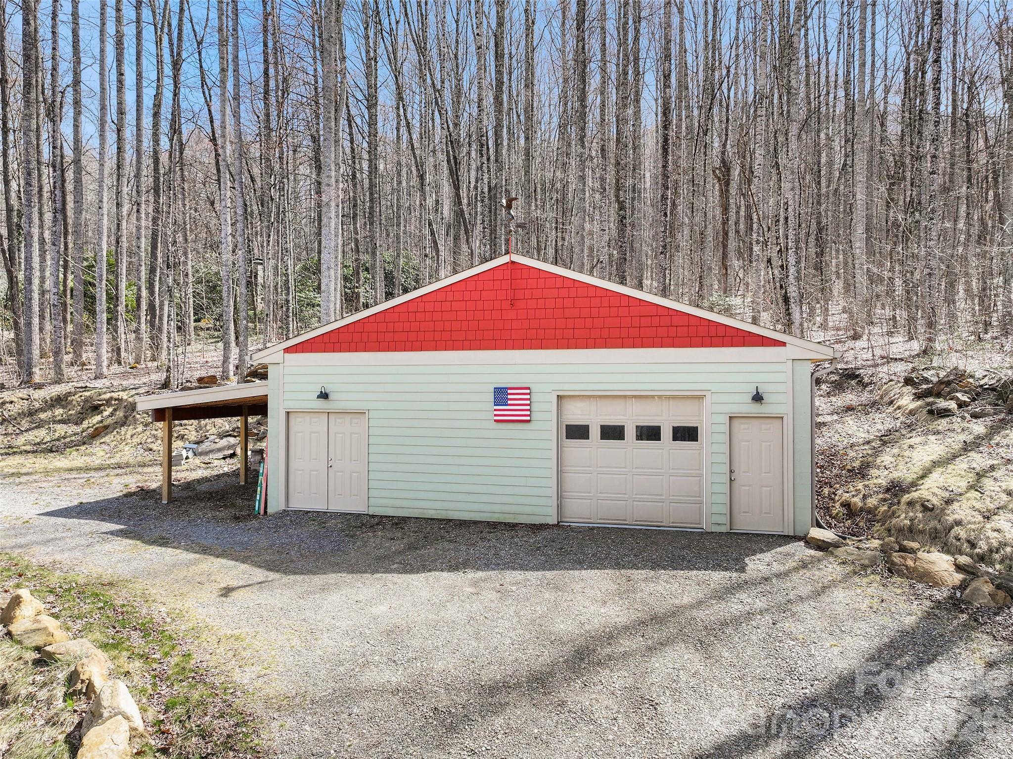 33 Freedom Drive Waynesville NC 28786