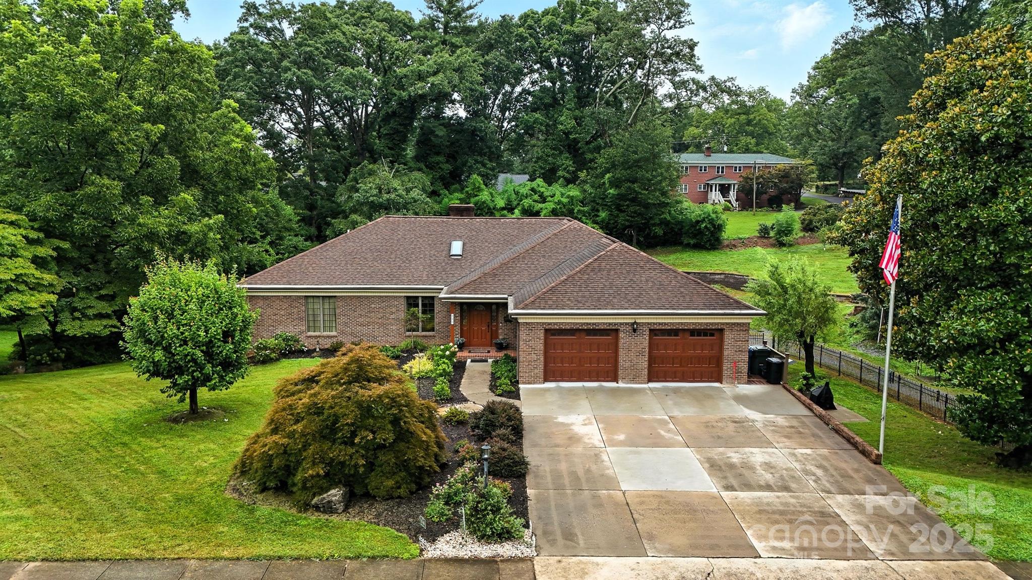530 5th Street NW Hickory NC 28601