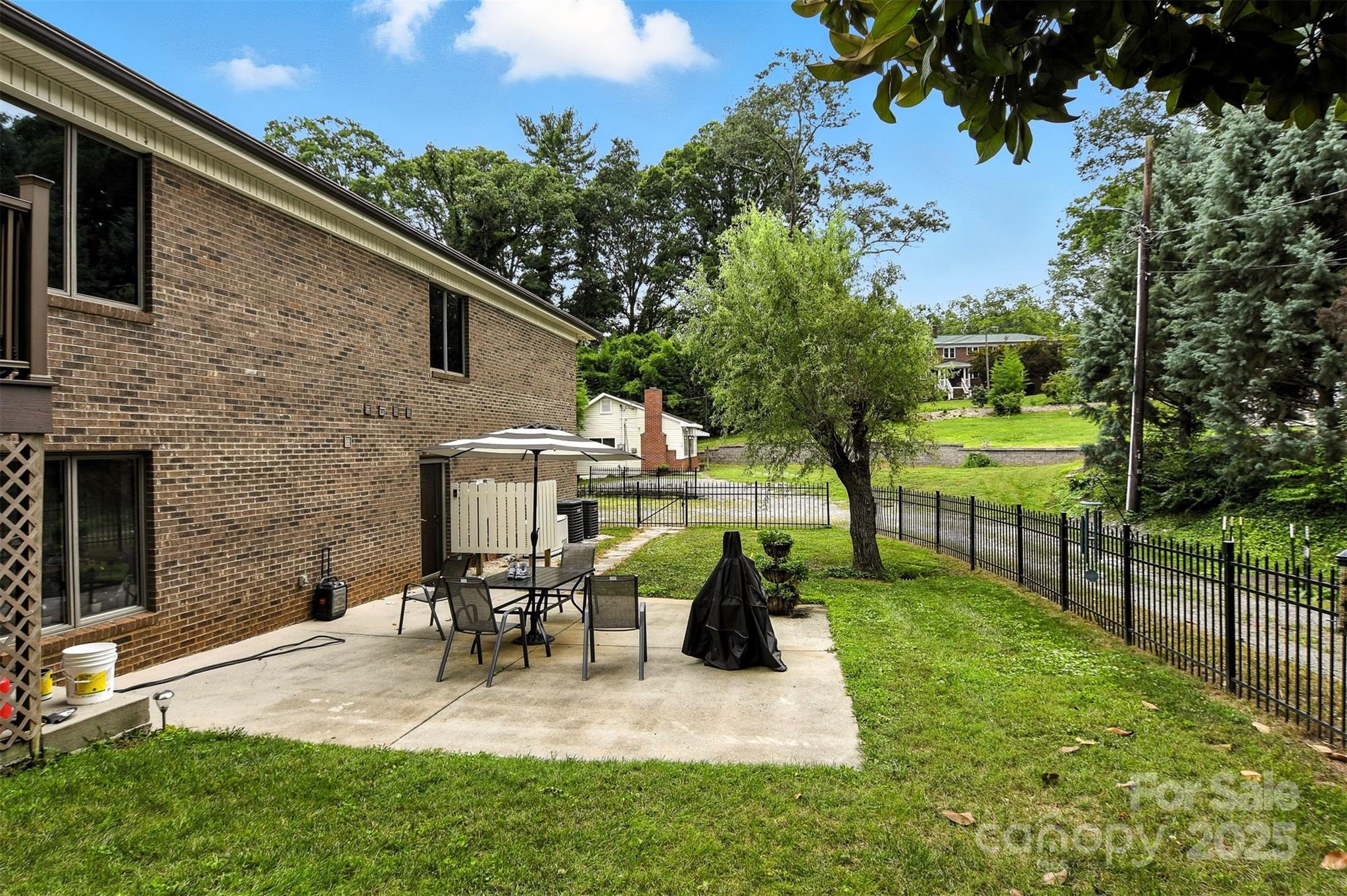 530 5th Street NW Hickory NC 28601