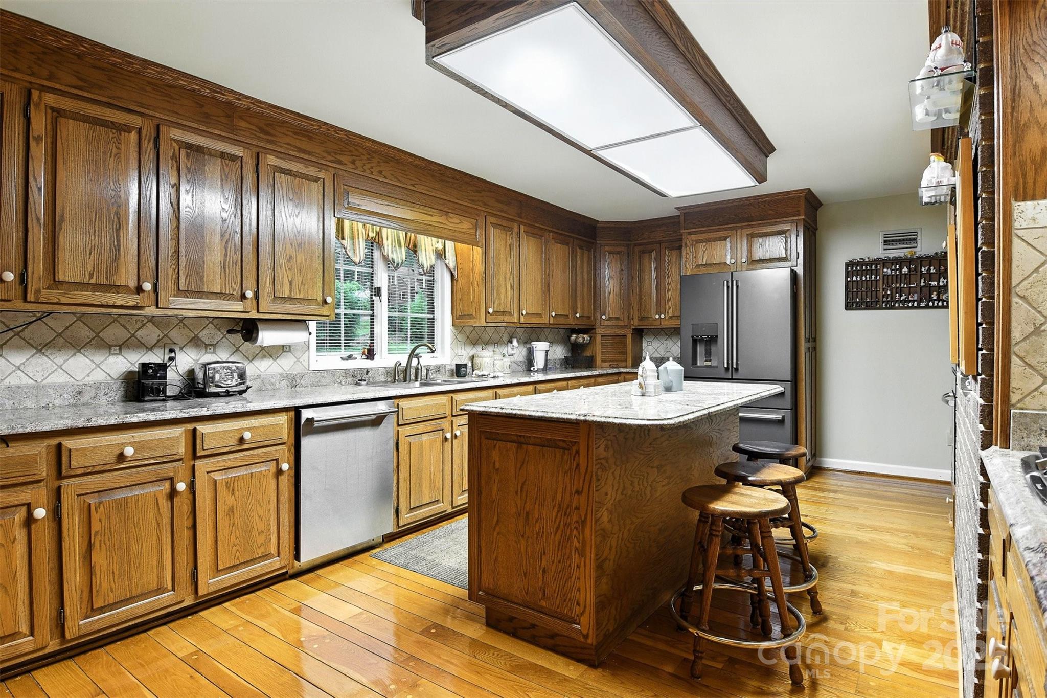 530 5th Street NW Hickory NC 28601