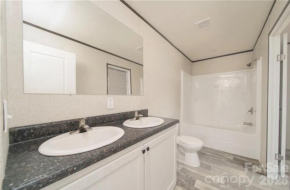 4277 Chinquapin Circle Lenoir NC 28645