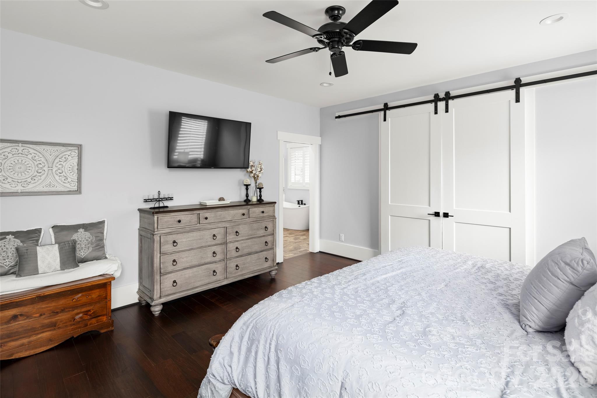 231 Tower Circle Hendersonville NC 28739