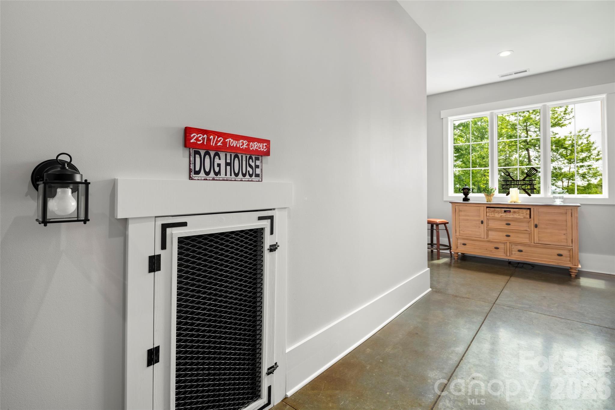 231 Tower Circle Hendersonville NC 28739